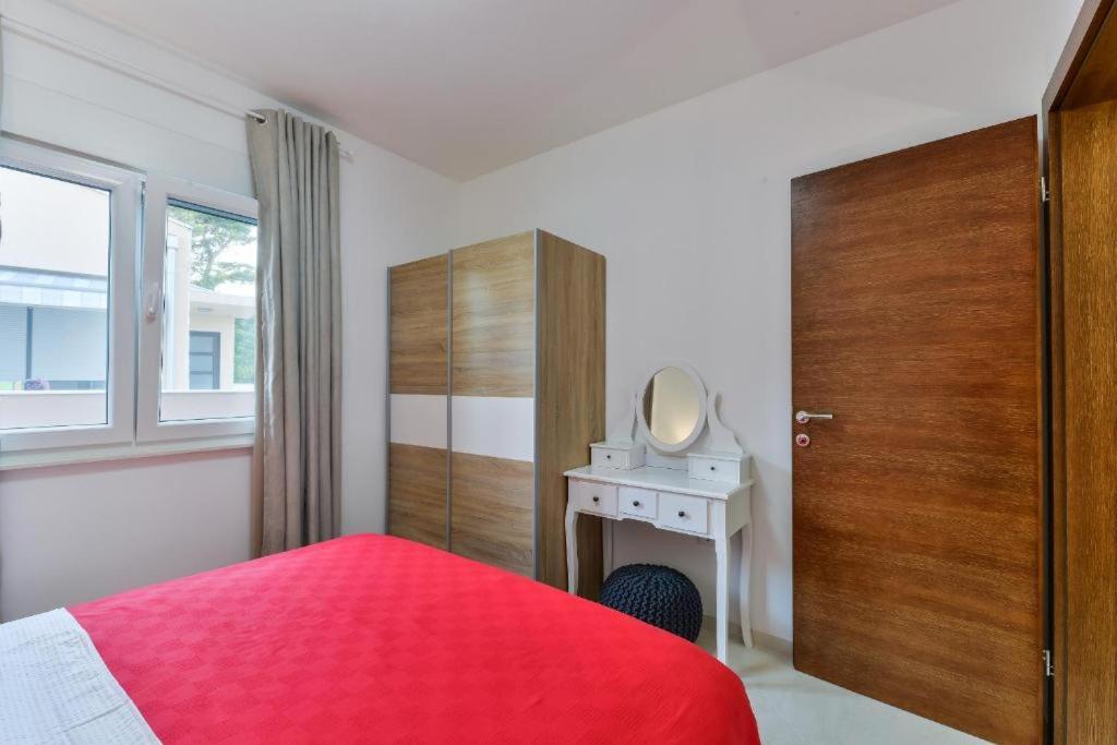 Apartmani Velic Вир Екстериор снимка