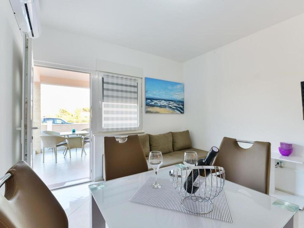 Apartmani Velic Вир Екстериор снимка